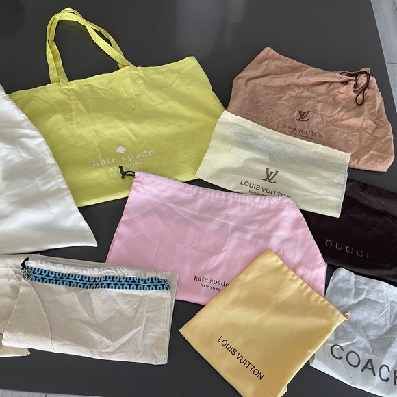 Mix of Dust Bags (11) - Picture 1 of 6